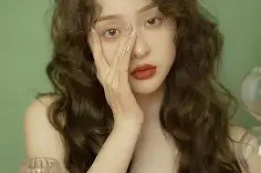 何健麒塌房柯淳综艺被群嘲短剧演员结局早已注定